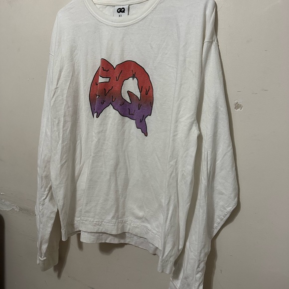 GQ Monster Logo T-Shirt Men’s X-Large White Long Sleeve With Red and Purple Logo - Picture 2 of 12